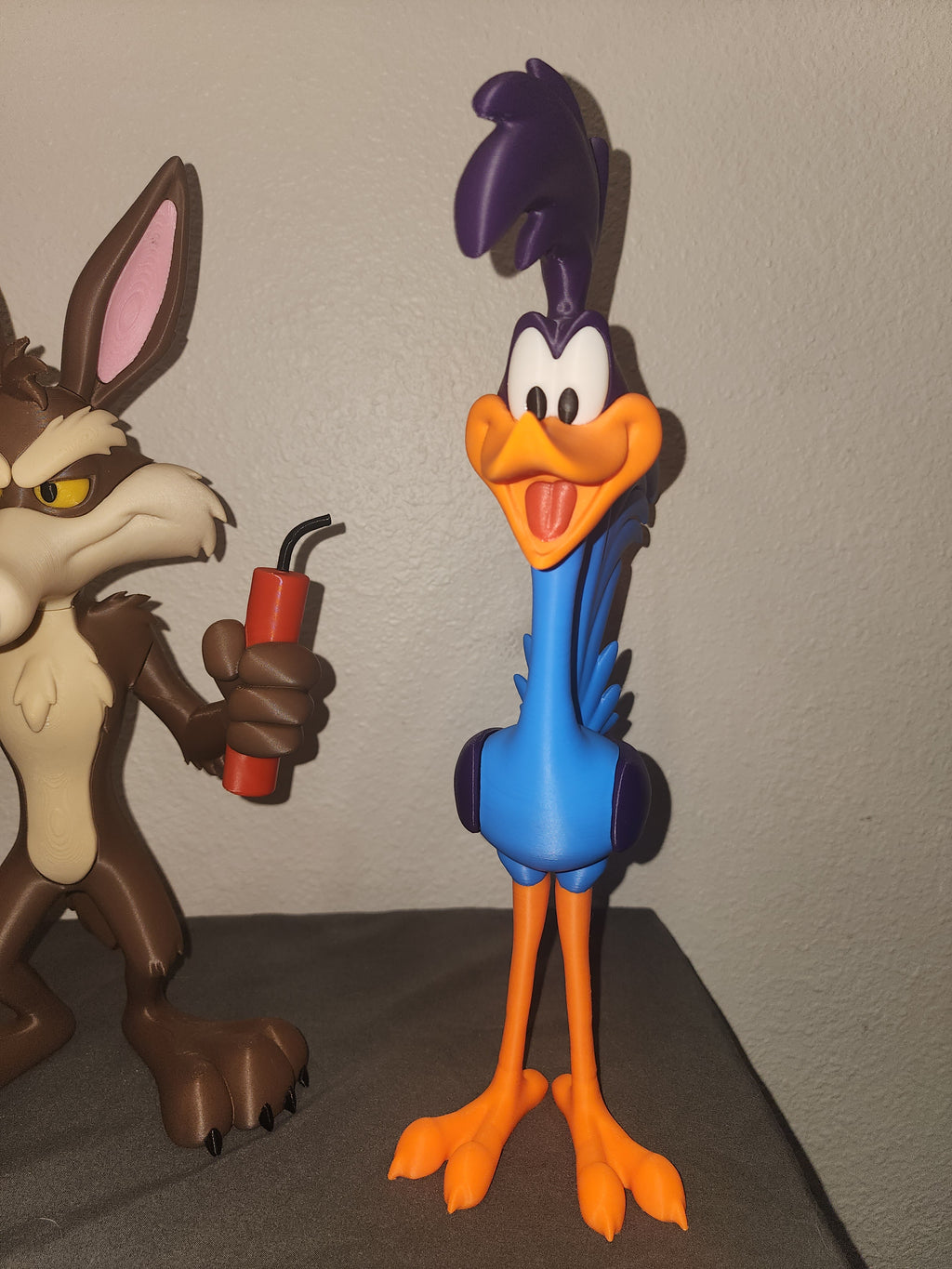 Wile Coyote and Road Runner Figure Set – Coyote & Road Bird Inspired 3D Printed Collectible Decor Fan Art