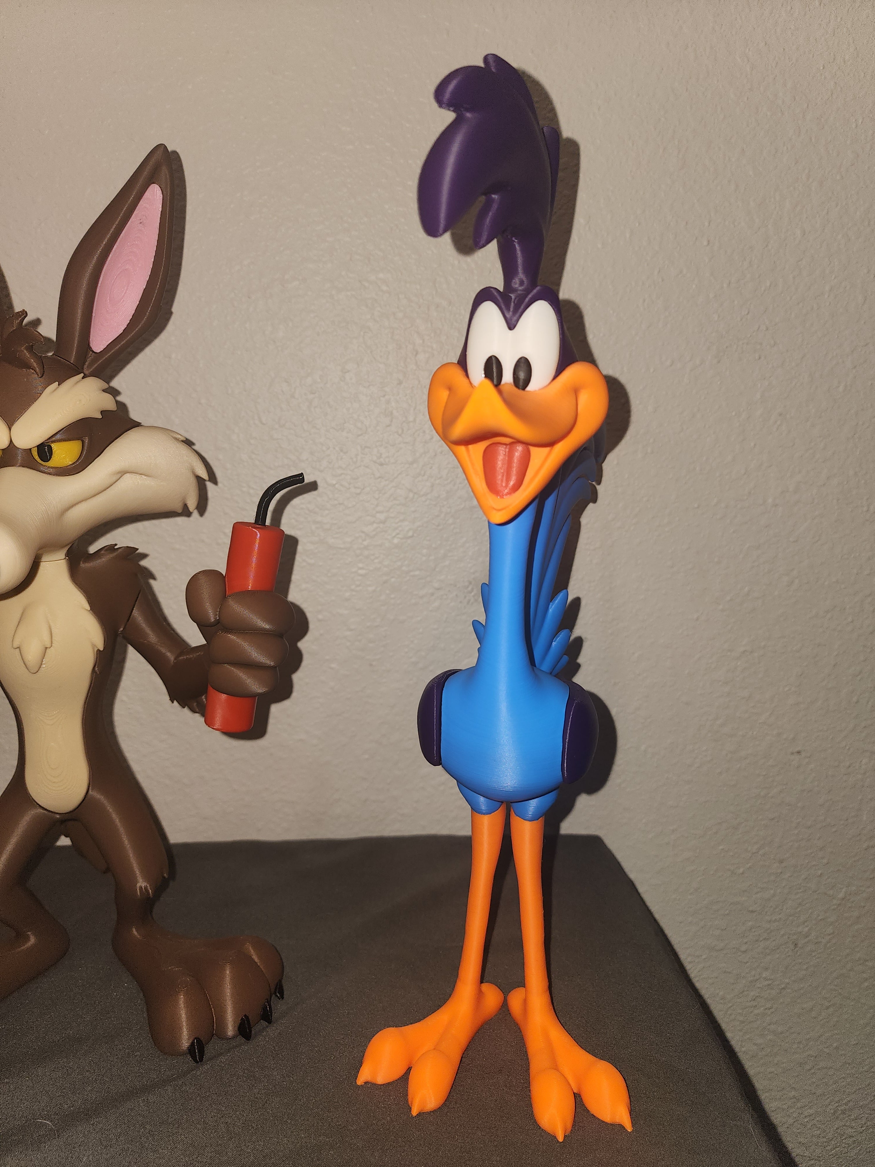 Wile Coyote and Road Runner Figure Set – Coyote & Road Bird Inspired 3D Printed Collectible Decor Fan Art