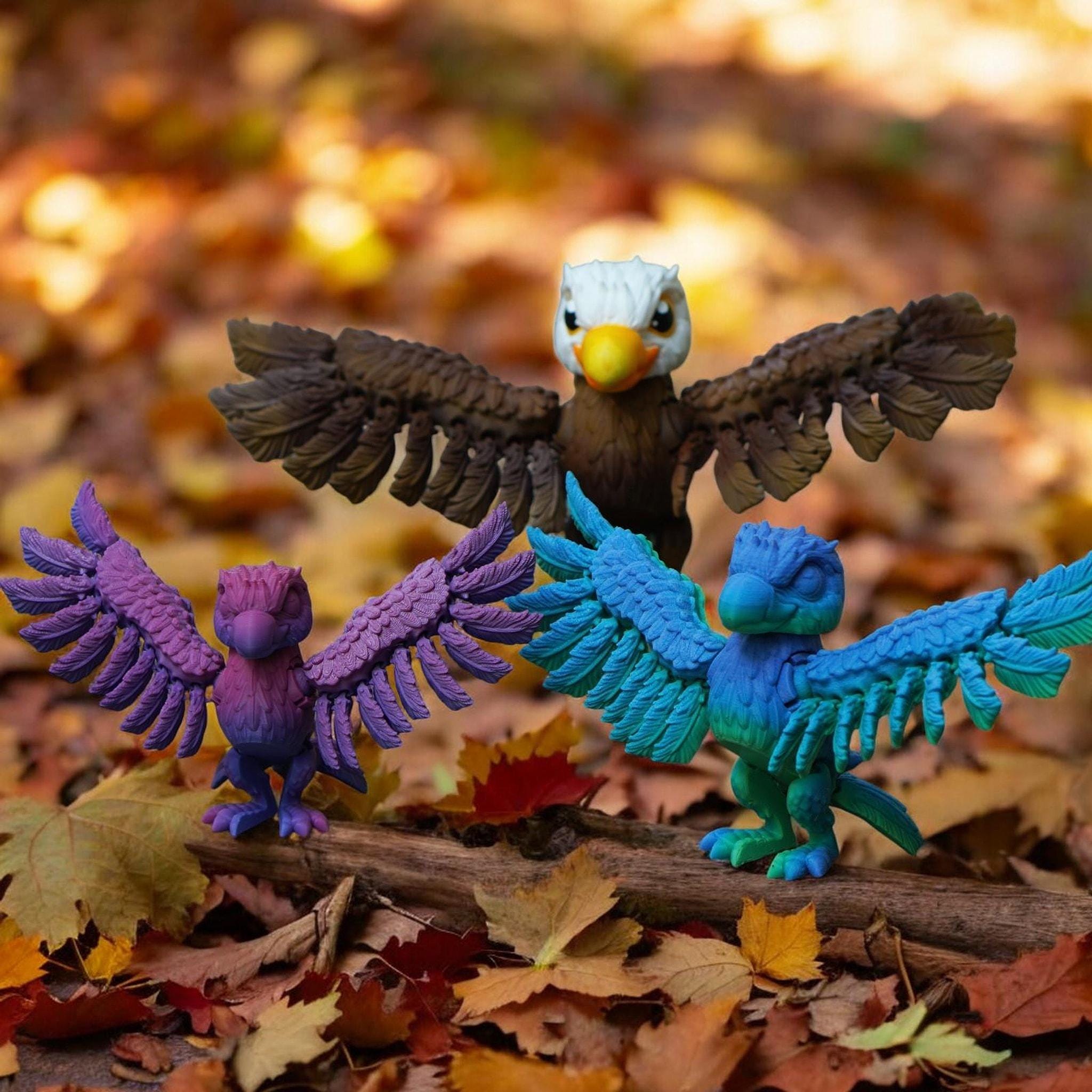 Bald Eagle Ornament, Posable 3D Printed Desk Decoration for Wildlife Display - JM Designs