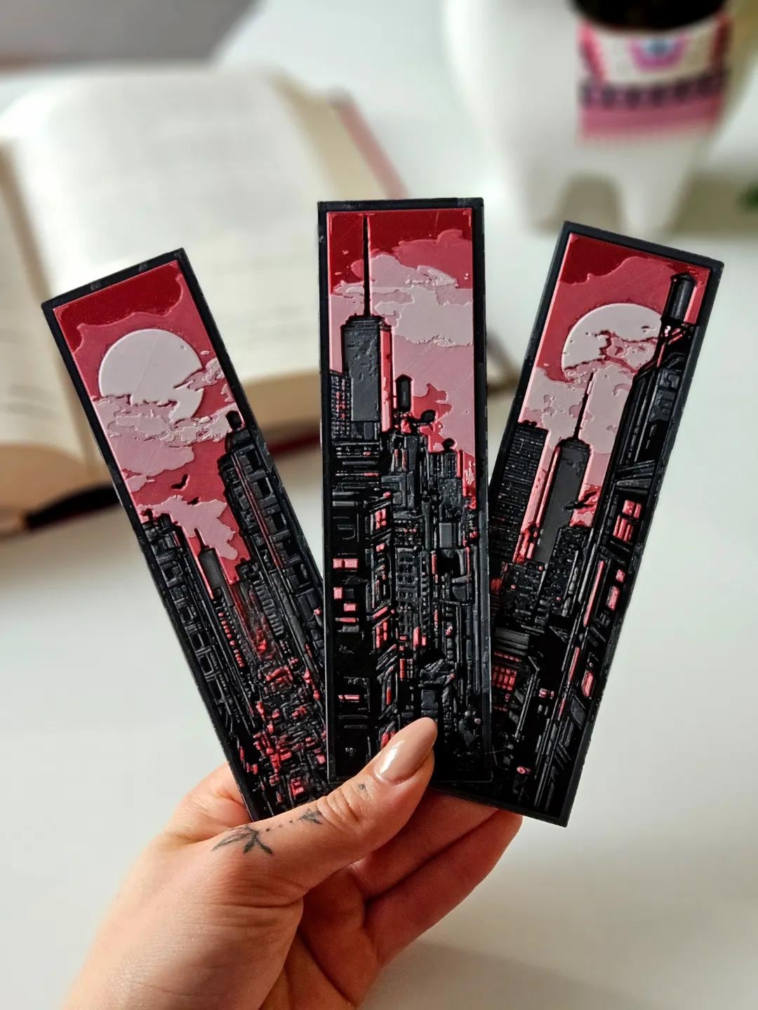 3D Printed Cityscape Bookmark Set: Unique PLA Reader Gifts
