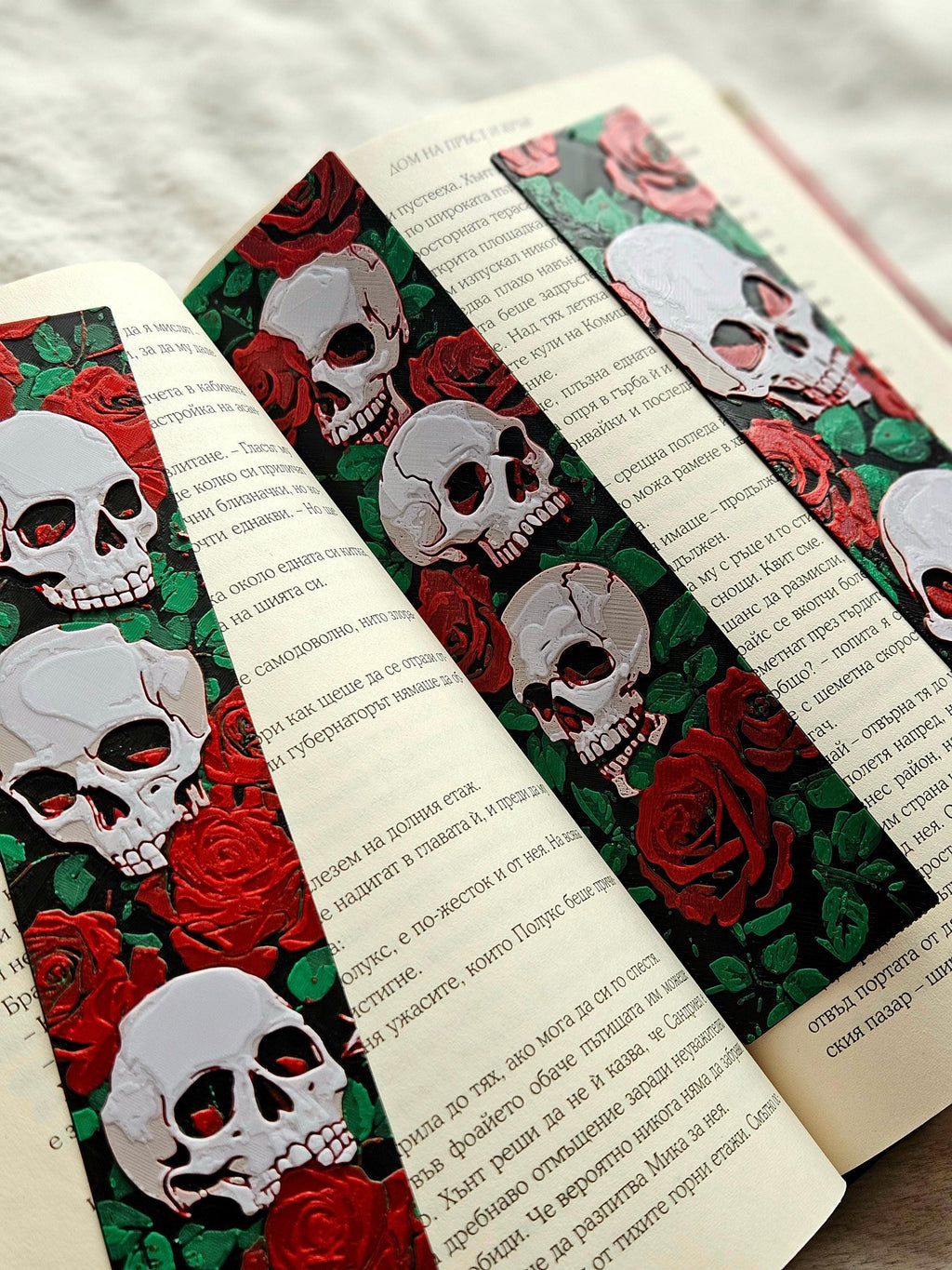 Gothic Skull Bookmark Set: Rose Floral Design, Dark Academia Gift