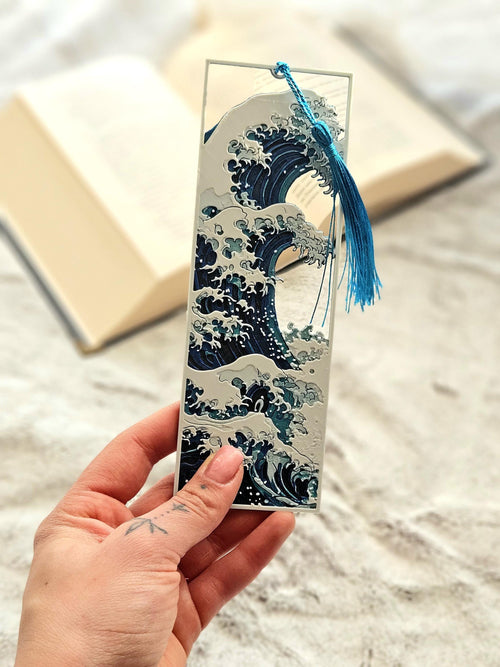 Japanese Art Bookmark Great Wave Design White Collection Reading Gift Book Lover Present Decorative Book Marker Blue Tassel Accent Premium Quality Construction Classic Art Print Pattern Study Space Essential Beautiful Home Library Addition
