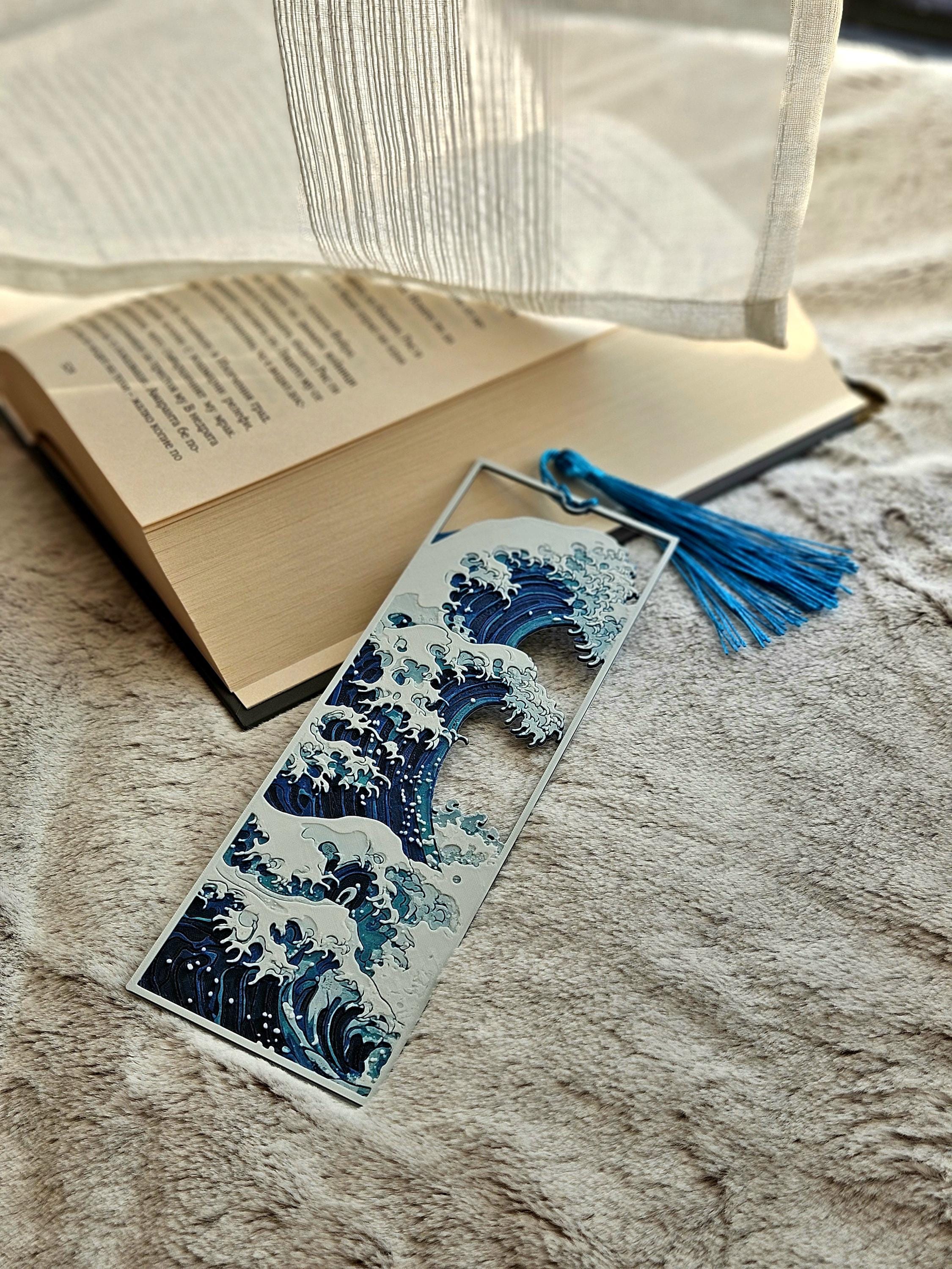 Great Wave Kanagawa Japanese Art Bookmark Accent for Book Lovers  3D printed White & Blue
