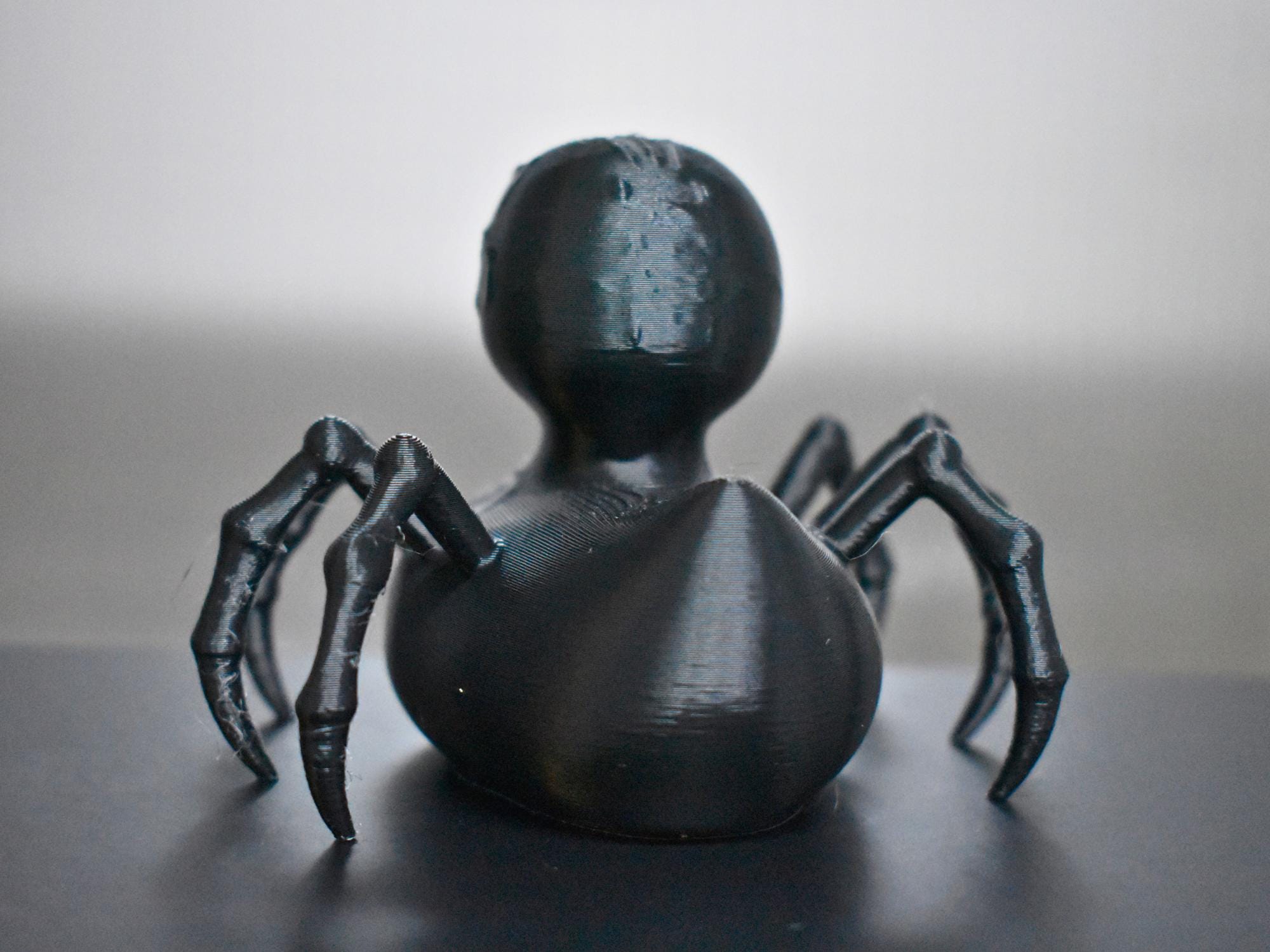 Spider Duck Figurine Desk Decoration Gothic Style Horror Collectible Halloween Decor Shelf Display Weird Accessory Gift Idea Creepy Doll