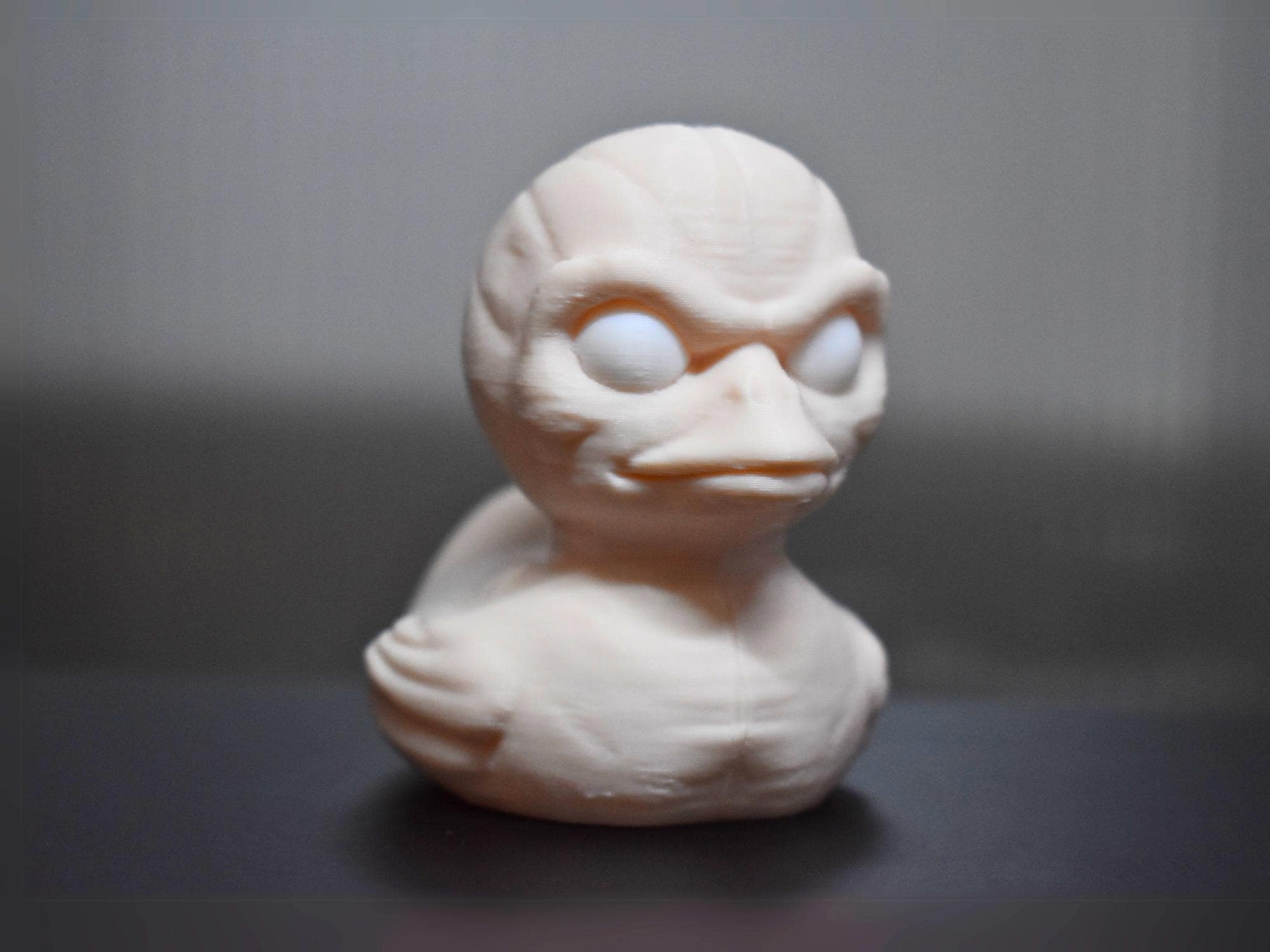 Creepy Duck Figurine Display Shelf Decor Idea for Halloween Horror Decoration Desk Accent Piece Display Horror Collection Gothic Decors