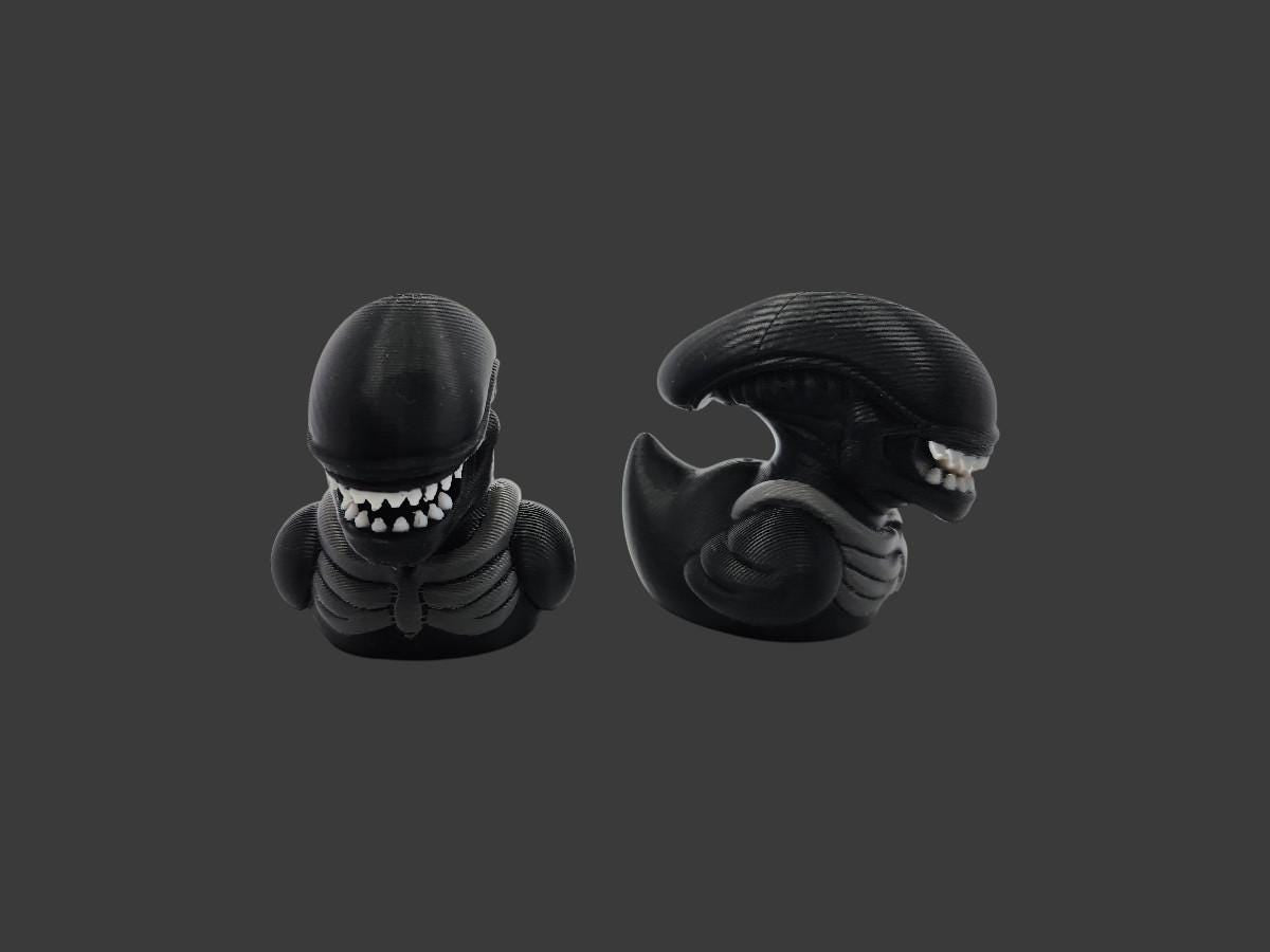 Xenomorph Duck Figurine Display Shelf Decor Item for Office Desk Decoration Horror Fan Art