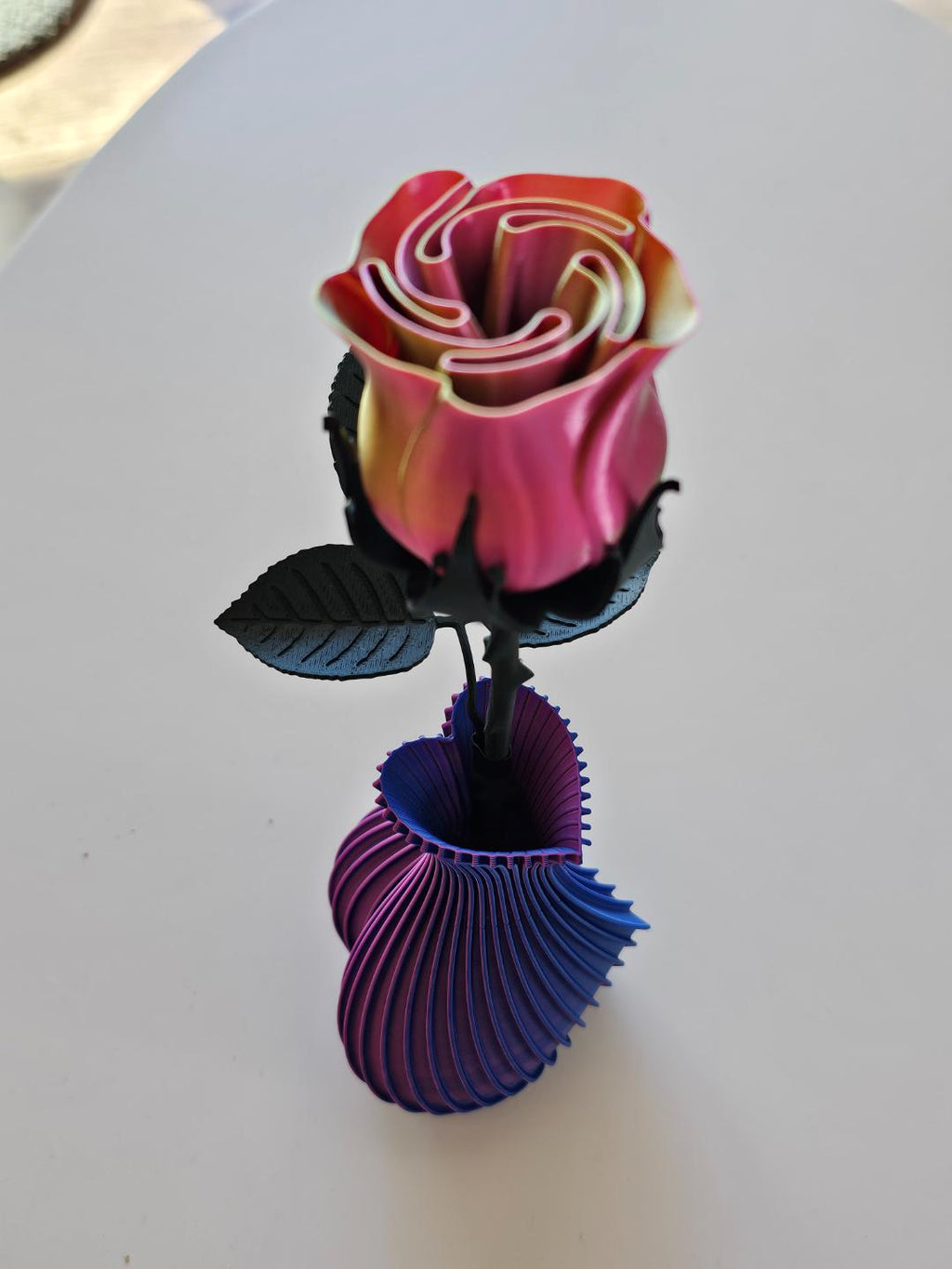 Heart Shaped Vase V2  Valentine Gift Romantic Centerpiece Modern Design Spiral Pattern Decorative Home Accent Unique Present many colors