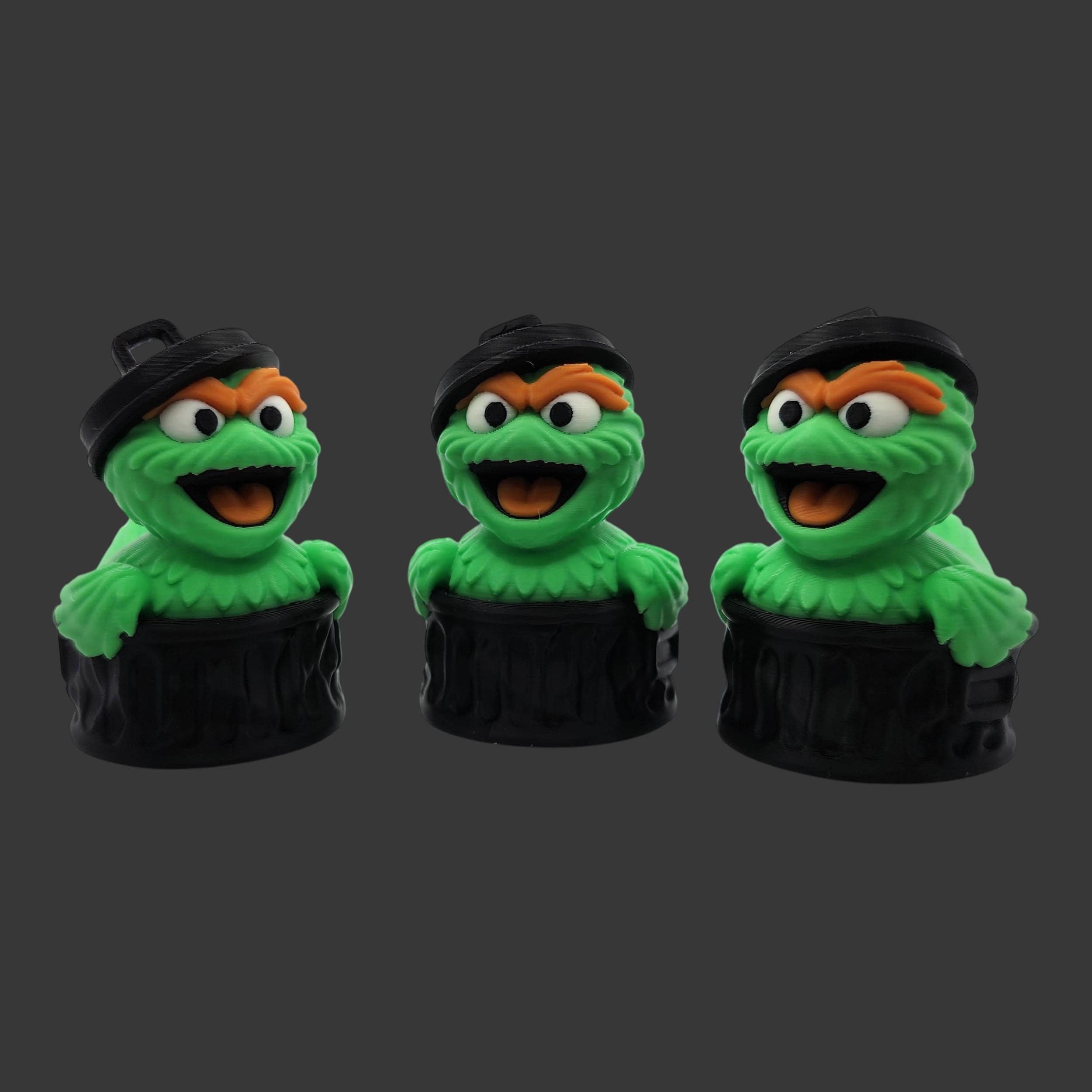 Oscar Grouch Trash Can Figure Collectible Character Toy Desk Decoration Cartoon Figure Miniature Statue Novelty Accessory Green