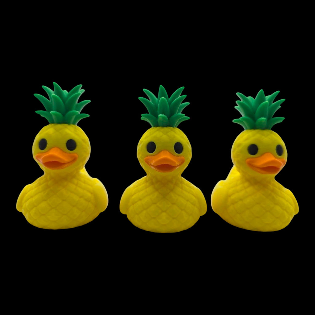 Pineapple Duck Figurine Tropical Desk Mascot Handmade Collectible Party Favors Beach Vacation Duck Dashboard Accessory Cruise Ship Hiding