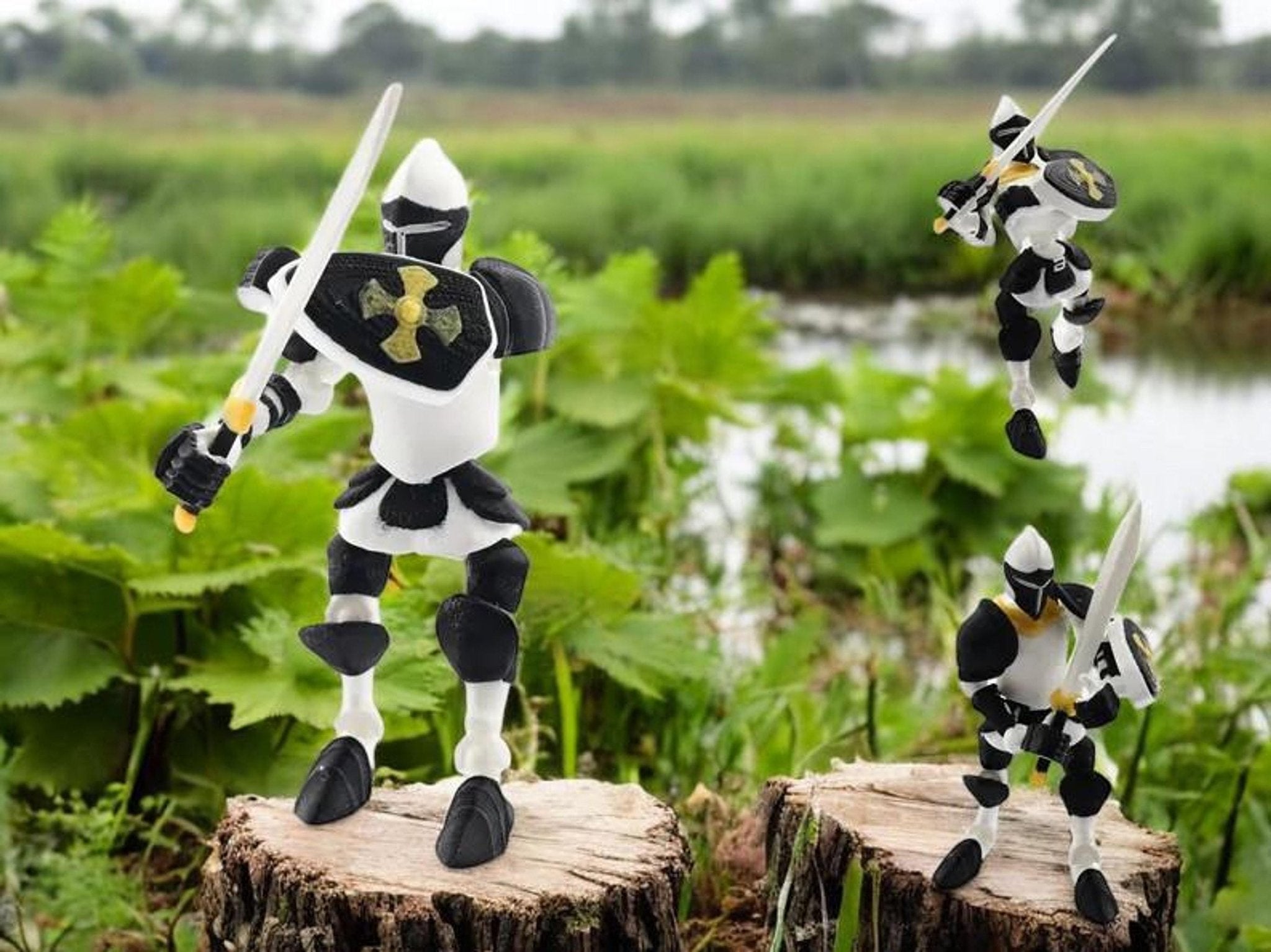 Knight Action Figure: Custom 3D Printed Medieval Toy with Articulated Joints - JM Designs