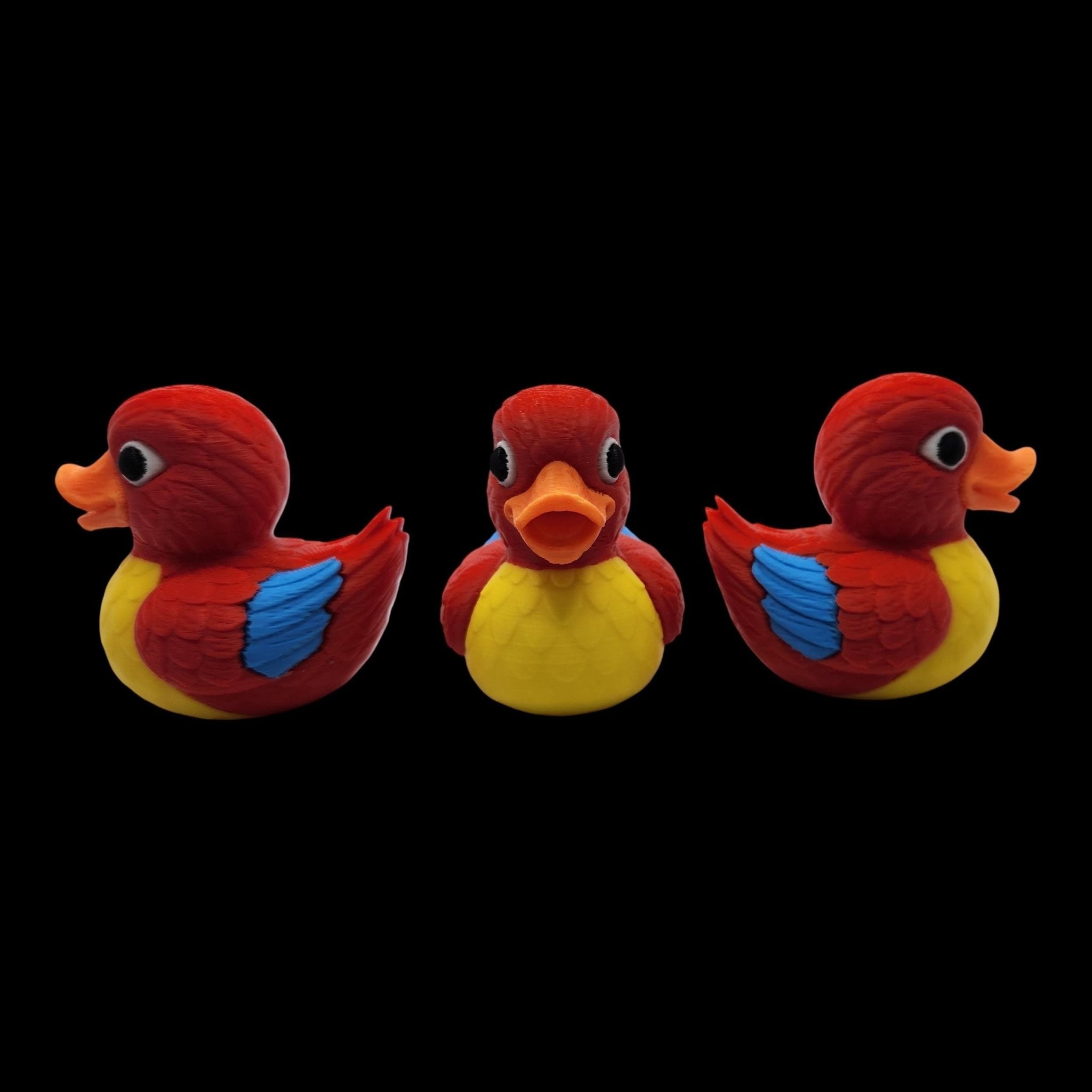 Macaw Duck Red Or Blue Figurine Tropical Bird Decoration animal Exotic Sculpture - JM Designs