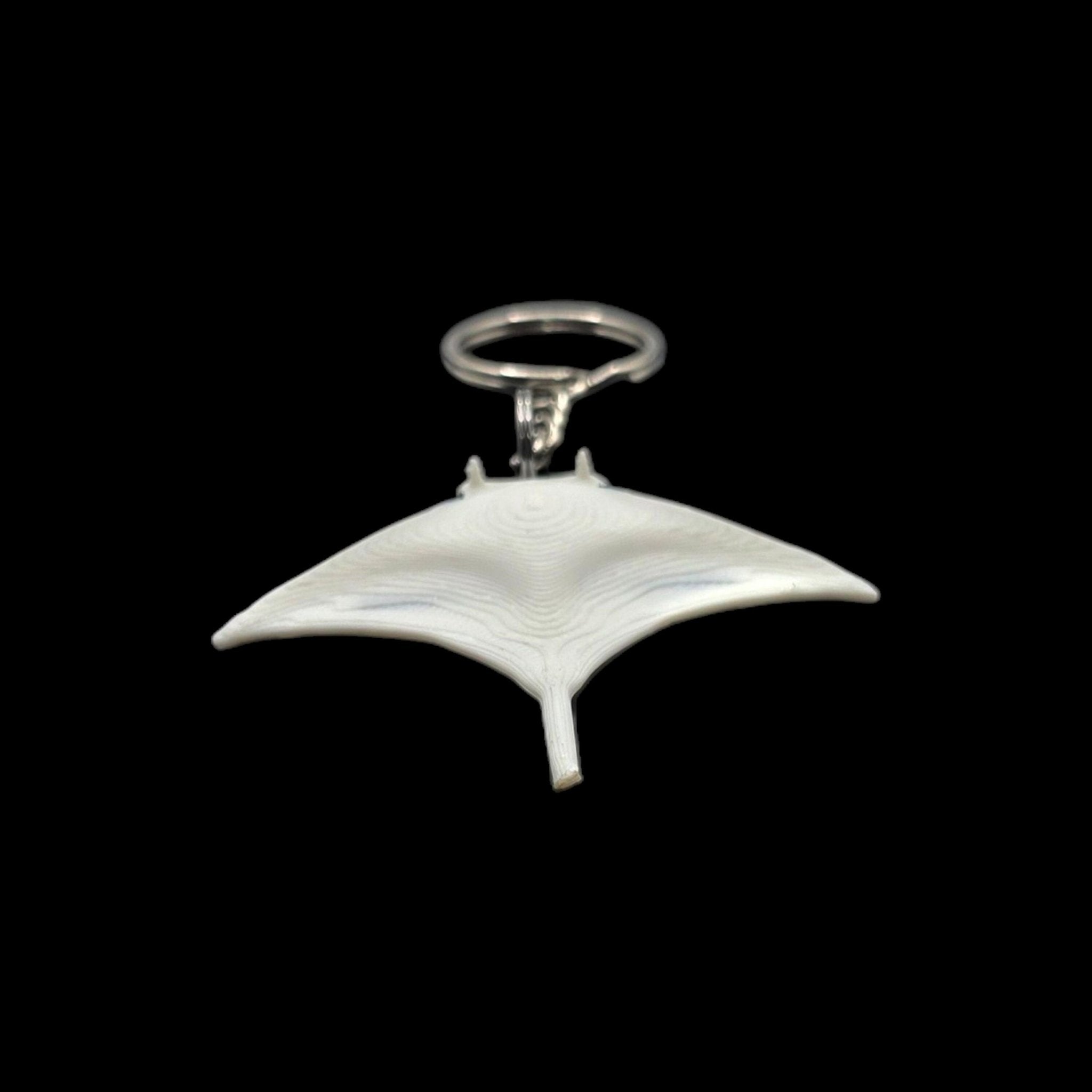 Manta Ray White Towel Animal Keychain Cruise Souvenir Ocean Theme Beach Accessory Sea Decoration - JM Designs