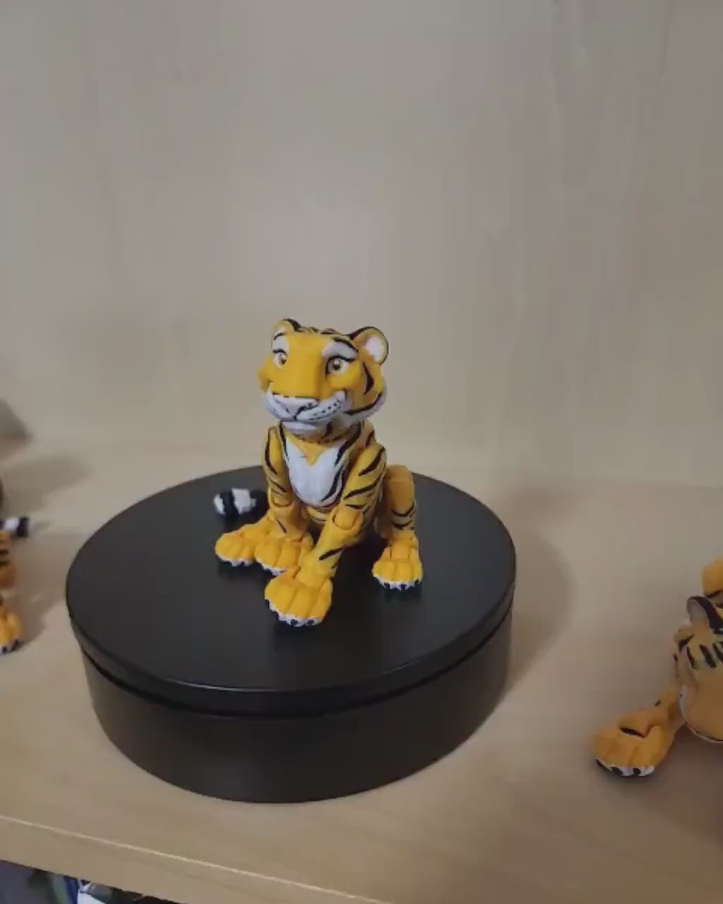 Articulated Tiger Possible Figure Desk Toy Collectible Animal Decoration Office Accessory Movable Joint