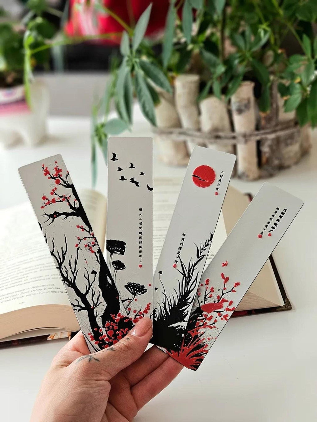 Red Blossom Bookmark Set, 3D Printed Floral with Elegant Design - JM Designs