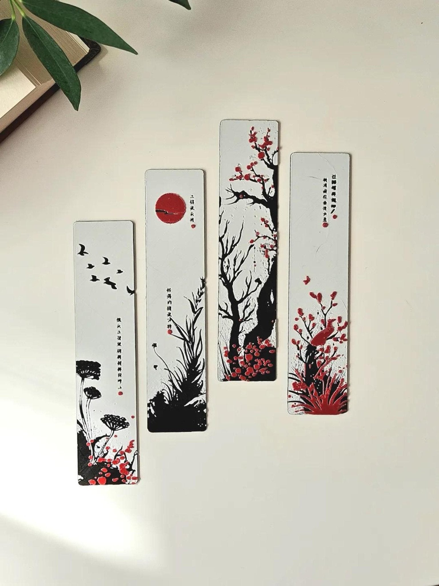 Red Blossom Bookmark Set, 3D Printed Floral with Elegant Design - JM Designs
